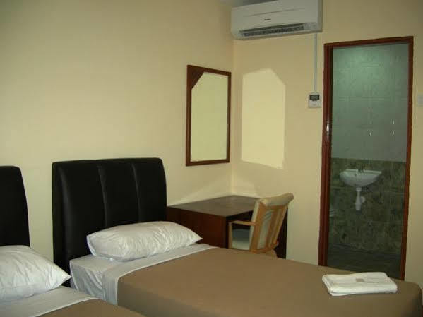 Hotel Surya Palace Kuala Lumpur Luaran gambar
