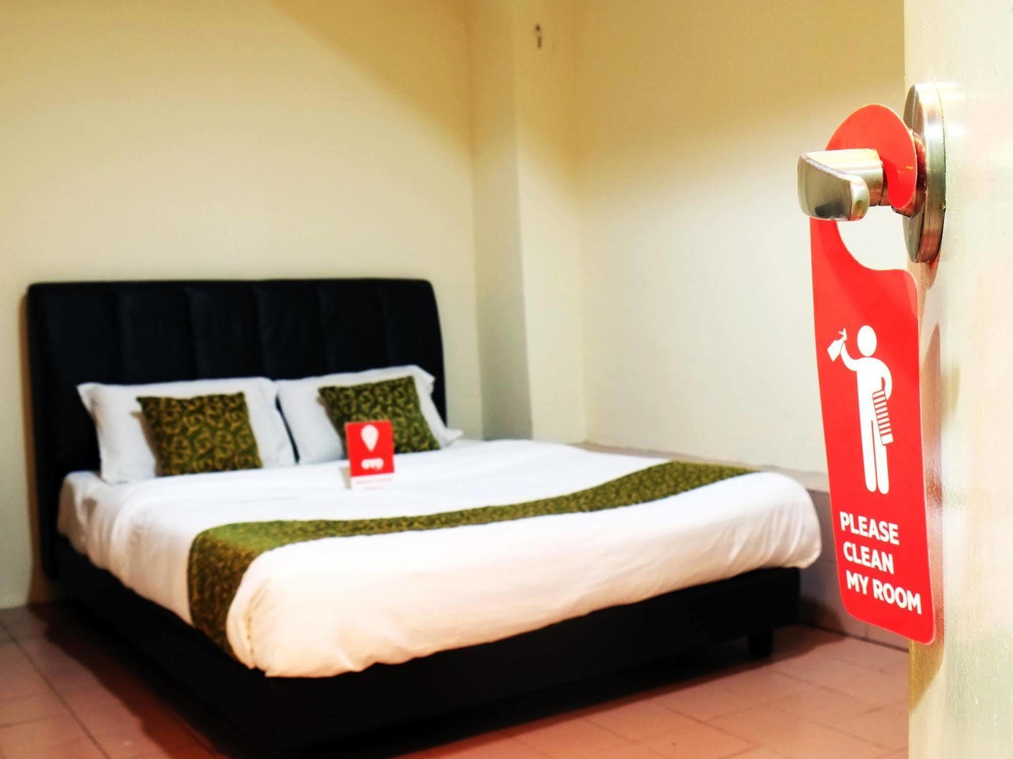 Hotel Surya Palace Kuala Lumpur Luaran gambar