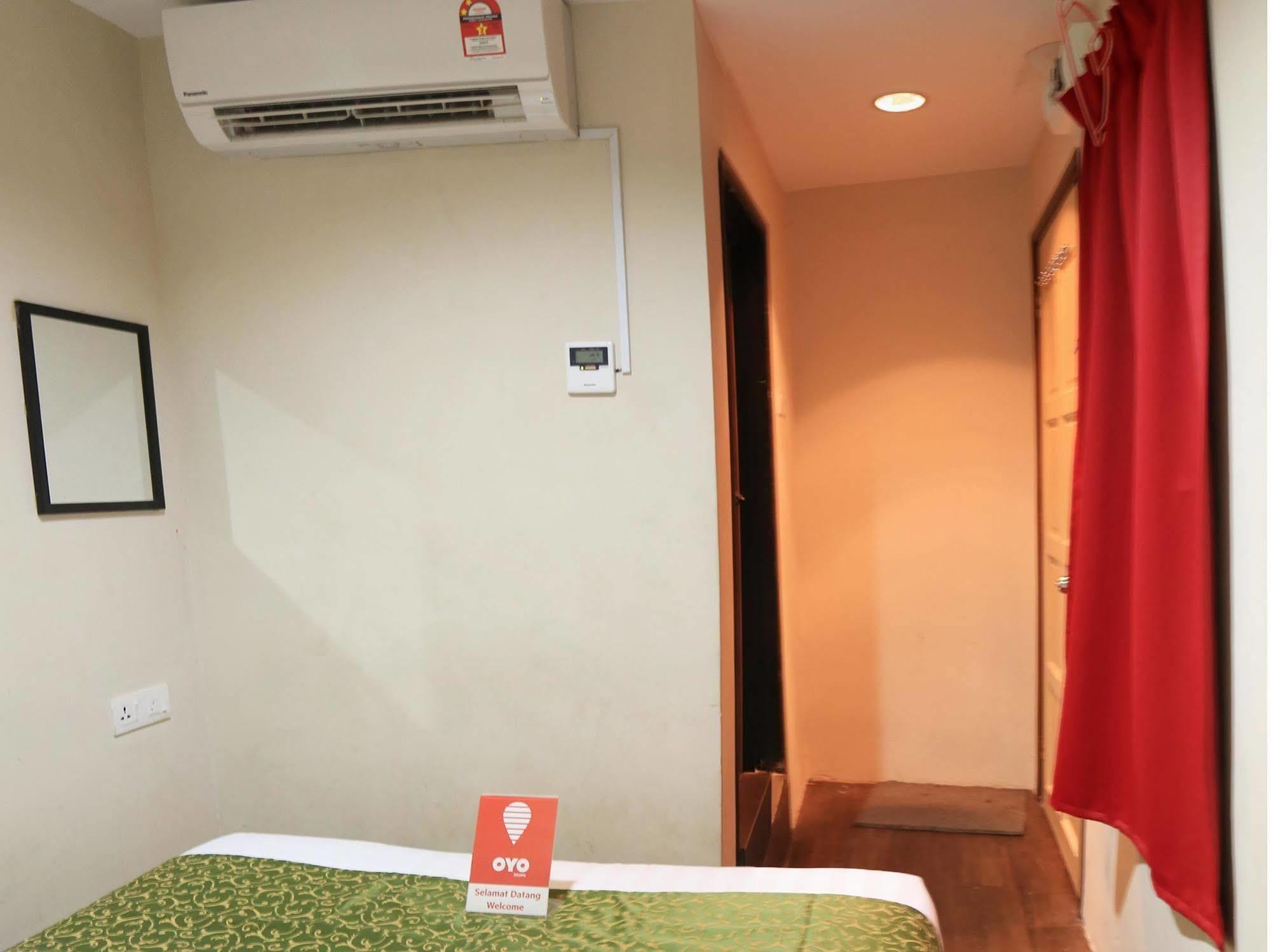 Hotel Surya Palace Kuala Lumpur Luaran gambar